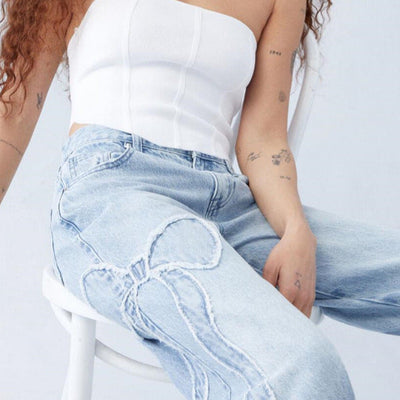 Sofia™ | Vide Jeans med Broderede Sløjfer